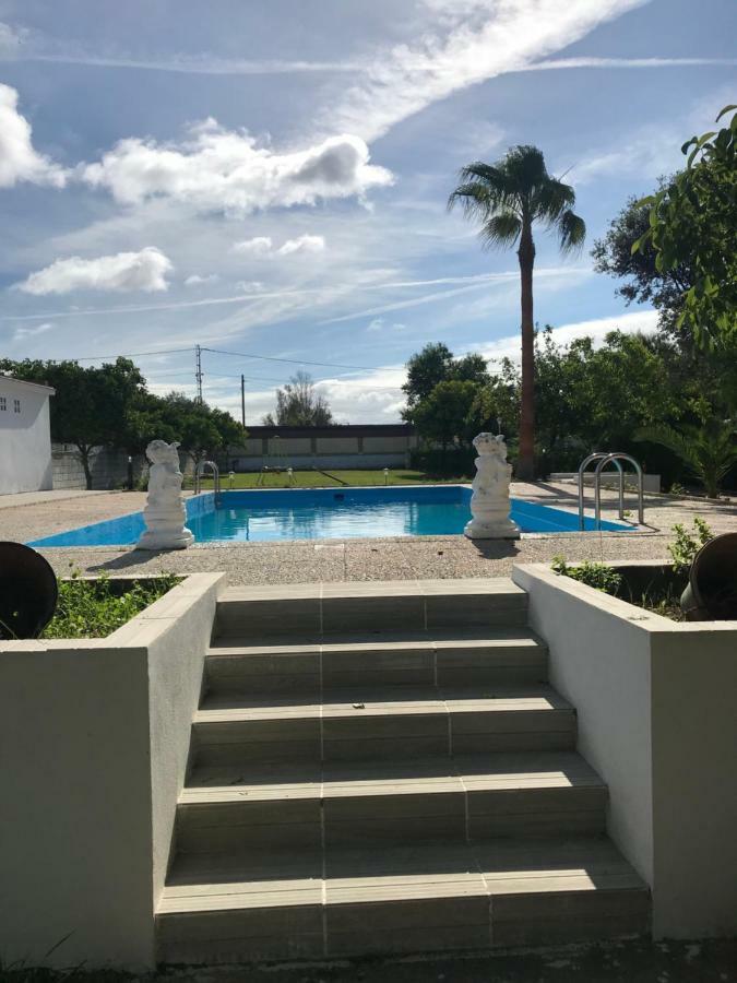 Villa Pilonga Dos Hermanas Exterior photo
